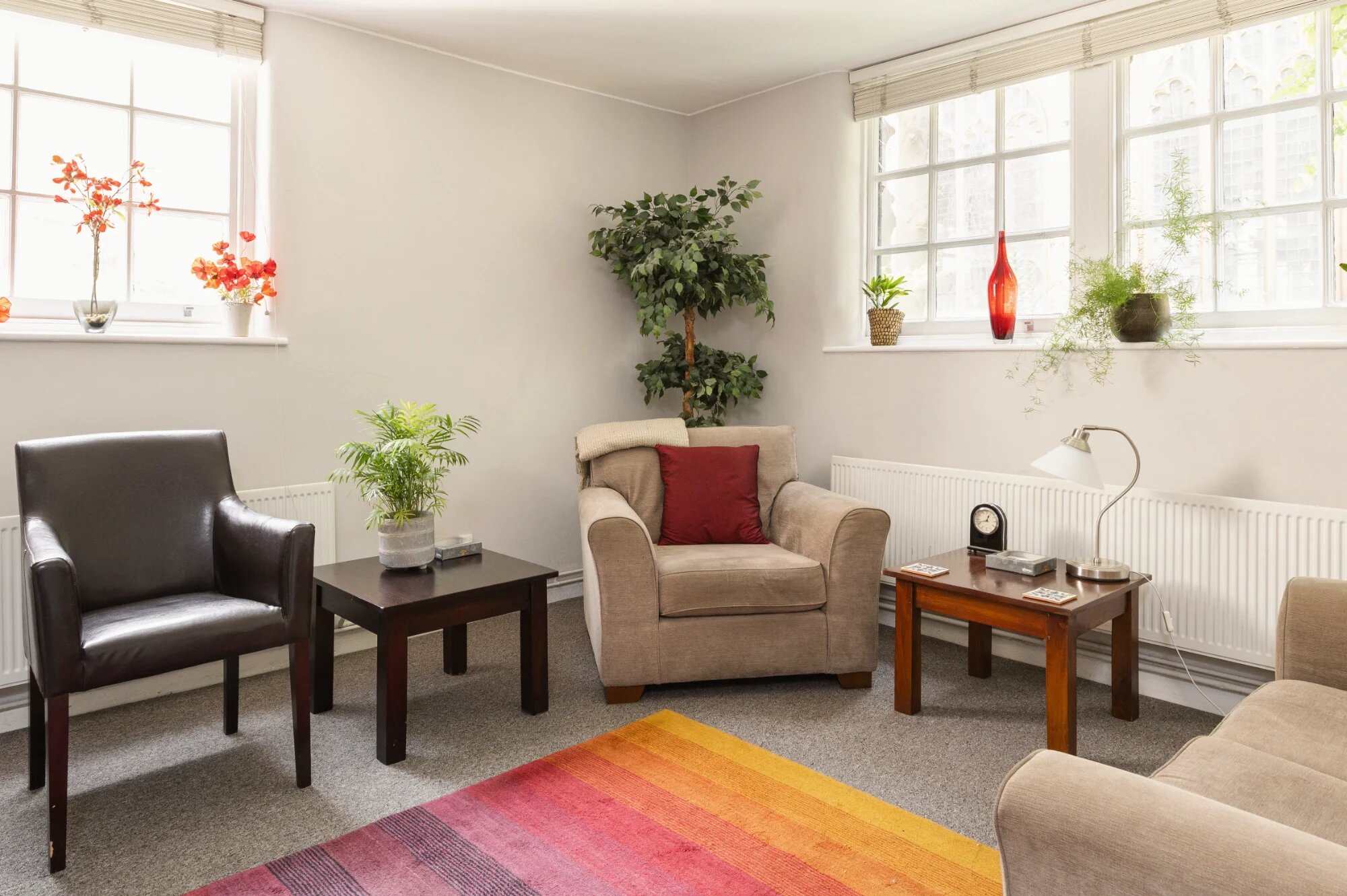 Snow Hill Large Room